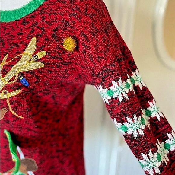 Womens United States Sweater Sz Medium Holiday Christmas Rudolf Ugly Sweater EUC - Picture 3 of 5